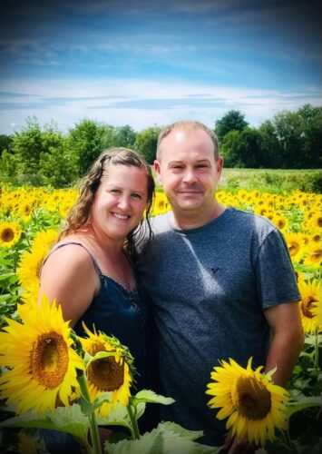 Couple observes silver anniversary